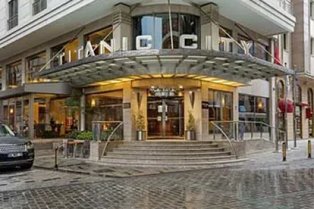 تور هوایی استانبول هتل Titanic City Hotel