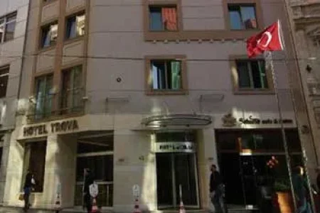 تور هوایی استانبول هتل Troya Hotel Taksim Boutiq