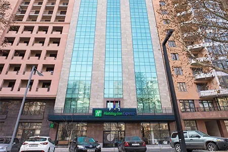 تور هوایی ارمنستان هتل HOTEL HOLIDAY INN EXPRESS