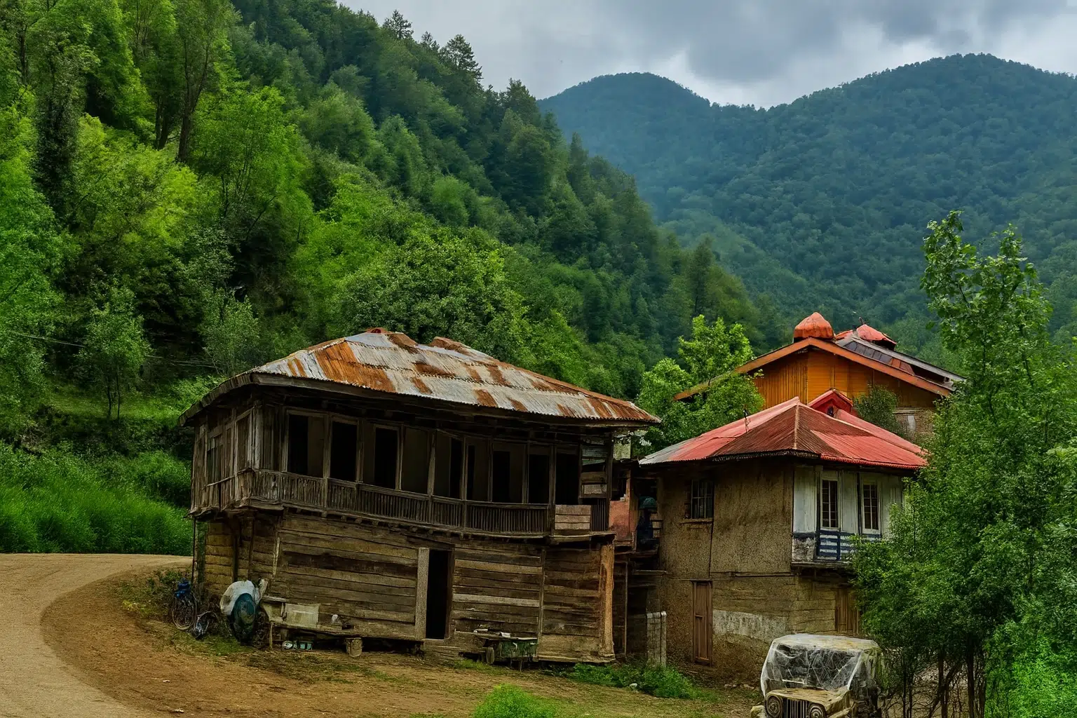 خانه‌های روستایی برای اقامت در بلور دکان با معماری سنتی.