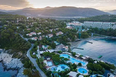 تور هوایی کوش آداسی هتل PINE BAY HOLIDAY RESORT